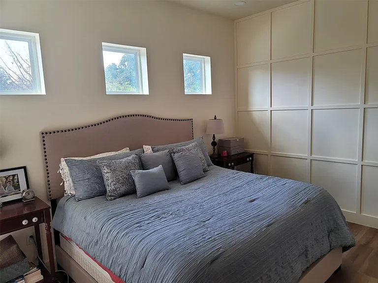 1248 Lake Shore Dr #B — Photo 4