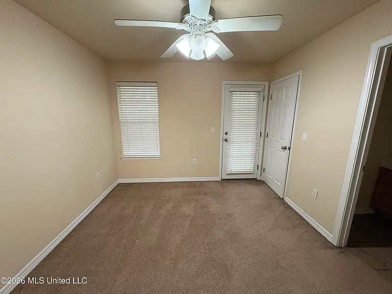 8104 Laredo Ave #D — Photo 5
