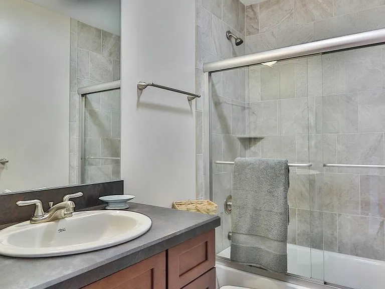 2831 Laclede Station Rd — Photo 18