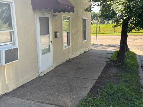 964 Avon St N, Saint Paul, MN 55103