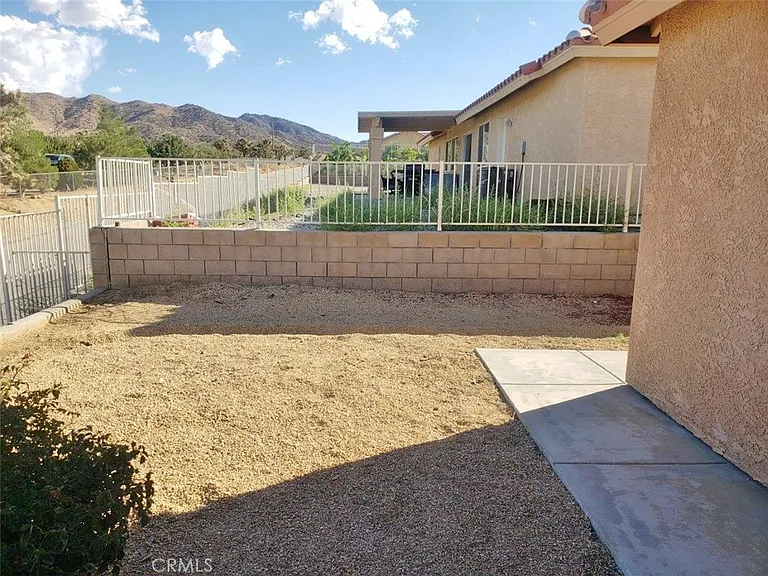 57294 Titian Ct — Photo 41