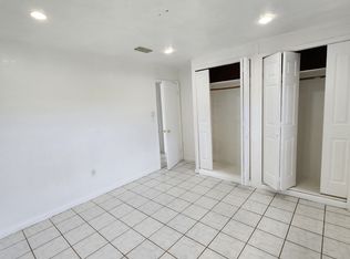 1340 NE 146th St, Miami, FL 33161