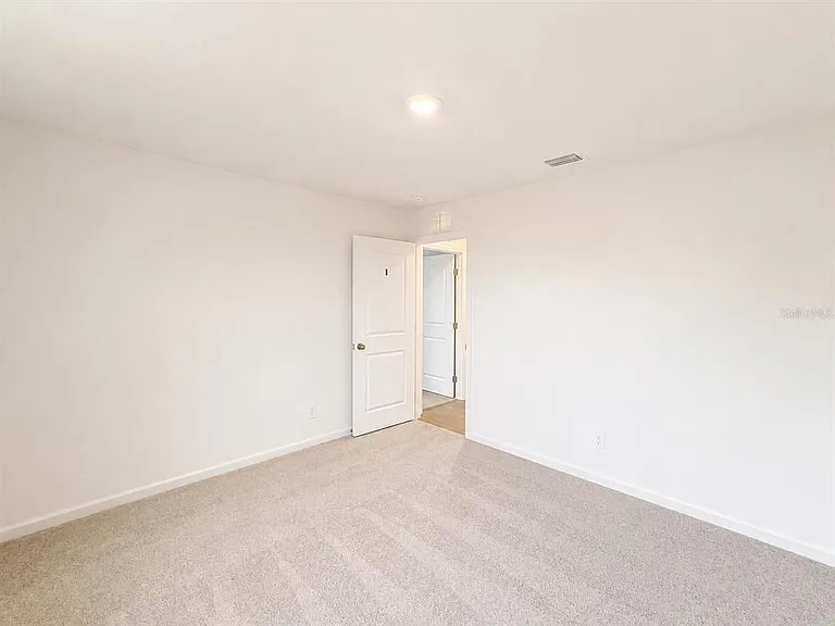 431 Artemis St — Photo 14