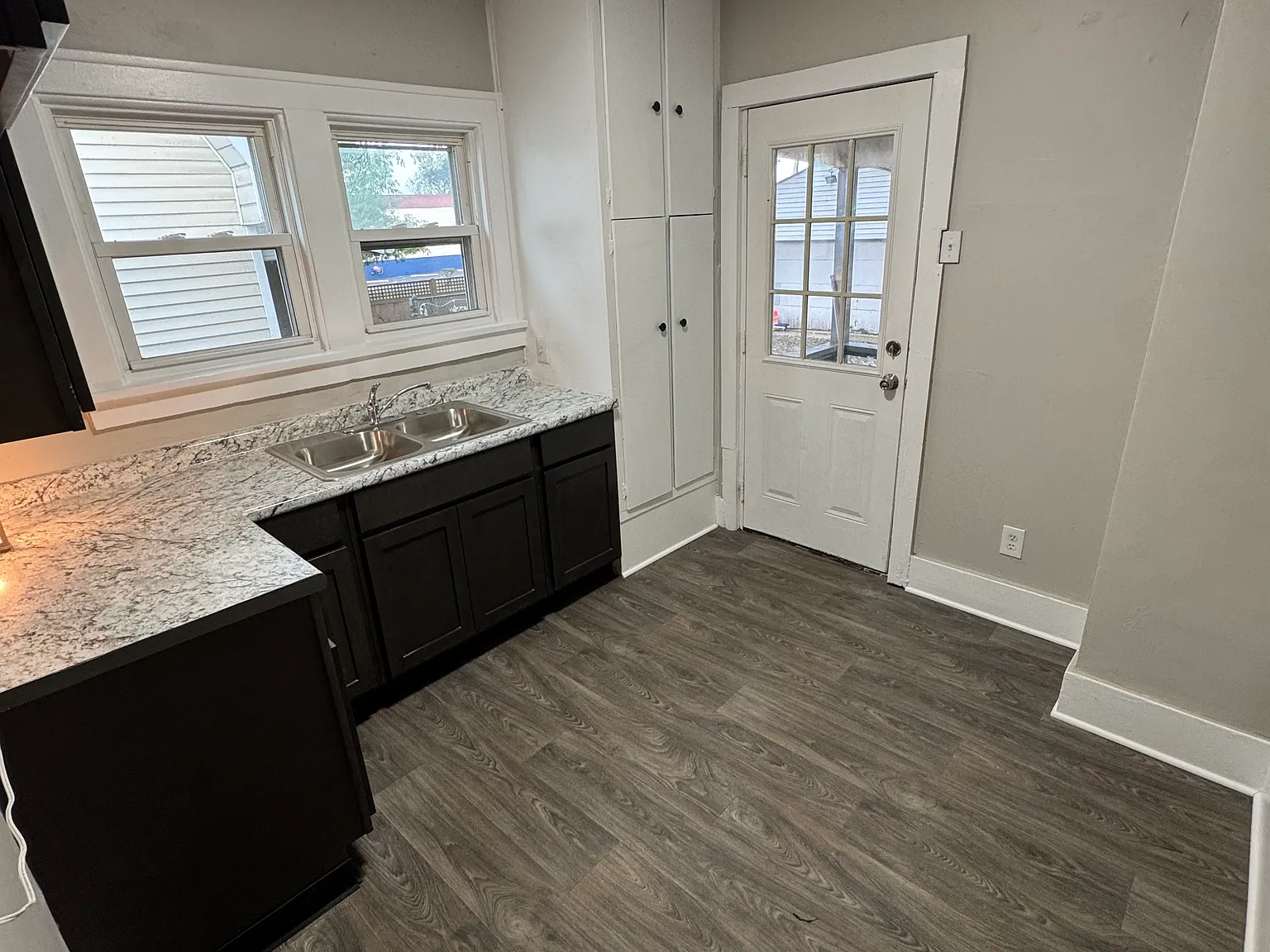 3 bed, 1373 sqft, $1,150 — Photo 2