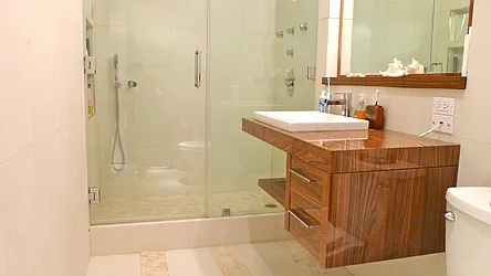 Rented by Barlavi Inc.