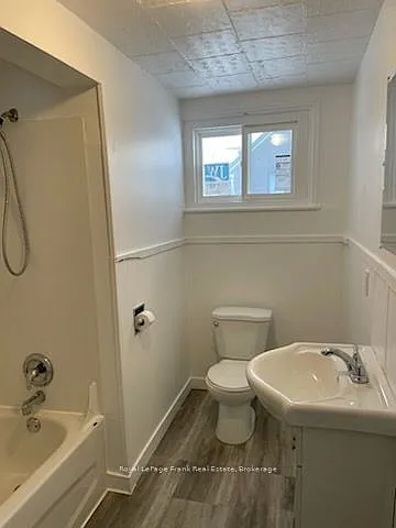 28 Ridout St — Photo 8