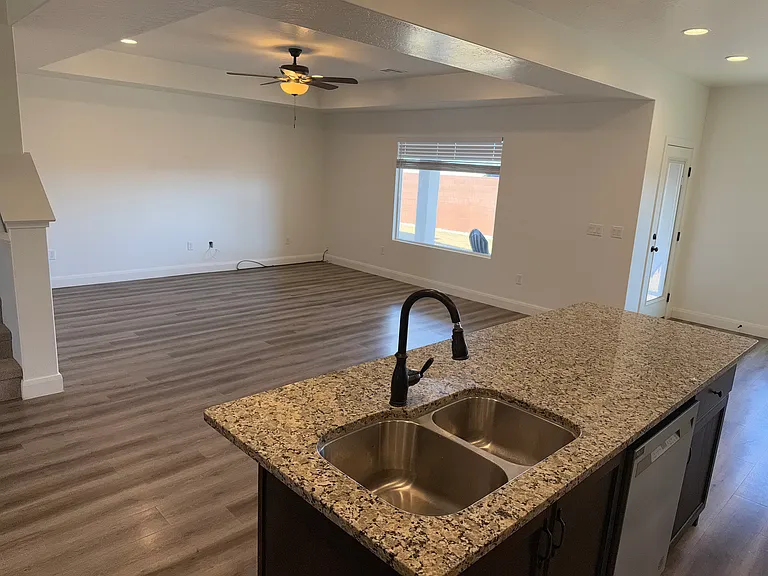 3585 E Bristlecone Way — Photo 20