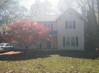 1498 E Zinnia Dr, Bloomington, IN 47401