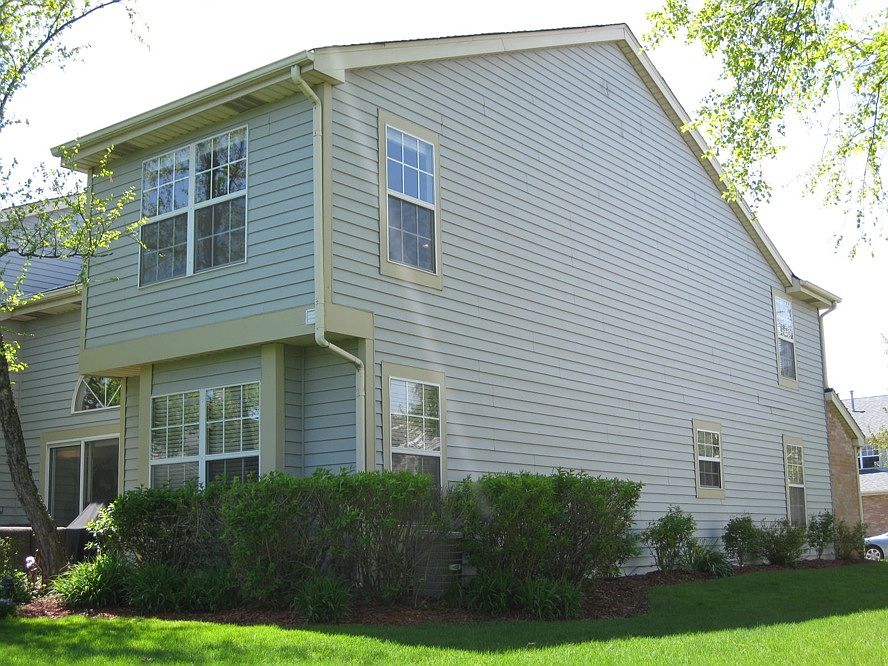 1st image of 1411 Club Dr