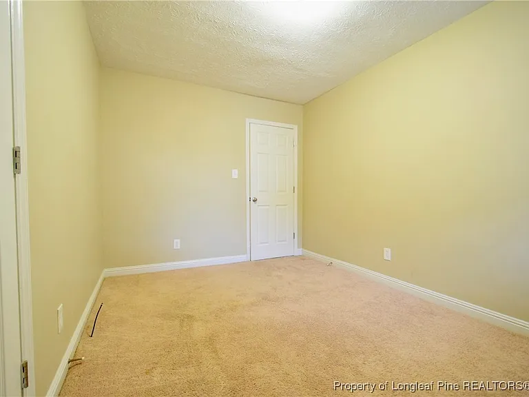 6604 Bonnie Bell Ln — Photo 17