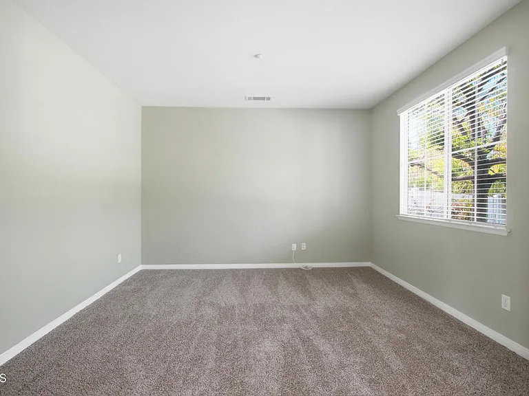 1696 Salt River Ave — Photo 8