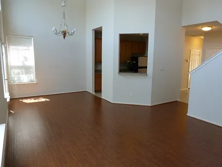 8608 Heather Ridge Dr — Photo 2