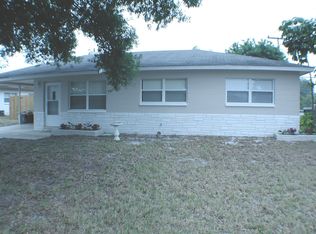 6623 Columbia Dr, Bradenton, FL 34207