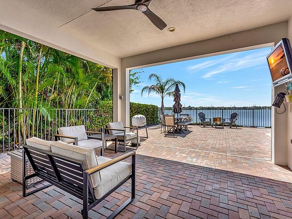 4th image of 11300 Carrington Avenue