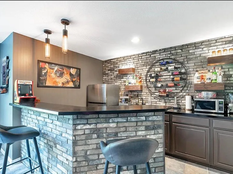 1755 E Tiara Pines St — Photo 6