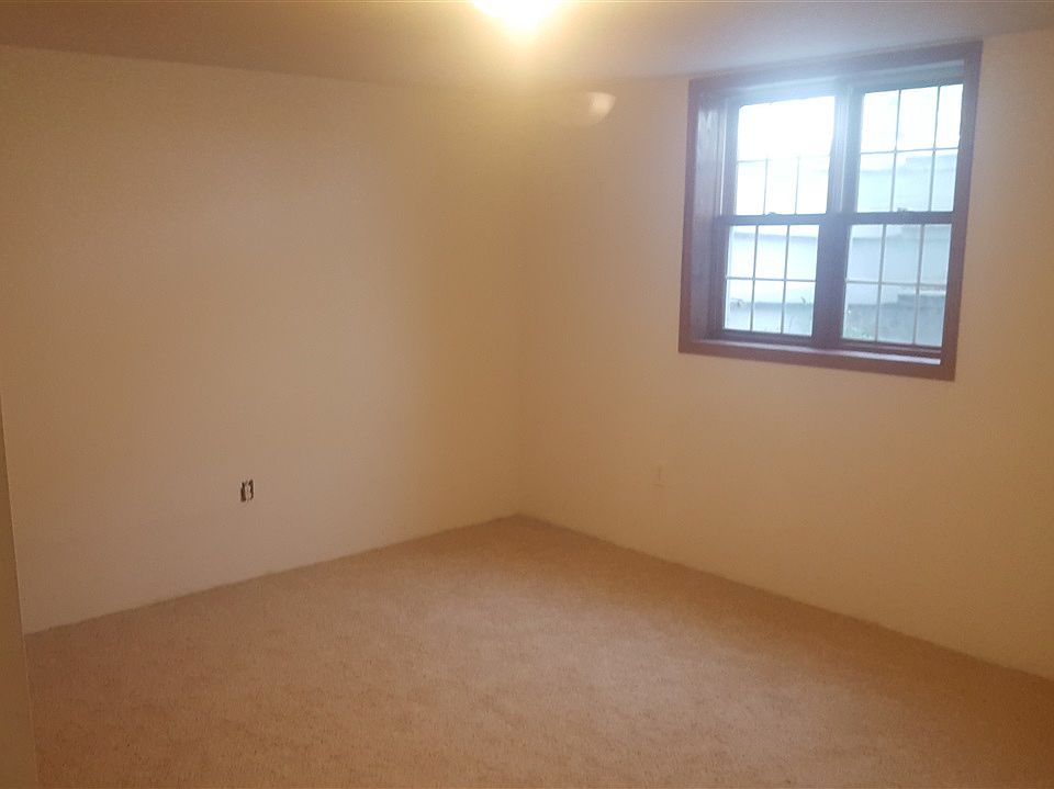 205 Broadview Ave, Luana, IA 52156 Zillow