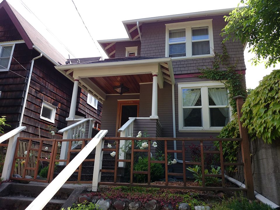 2nd image of 926 21st Ave