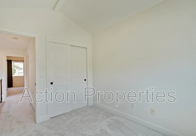 116 College Ave — Photo 26