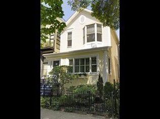 1134 W Lill Ave, Chicago, IL 60614