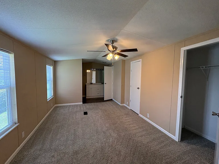 42 Freeman Rd — Photo 11