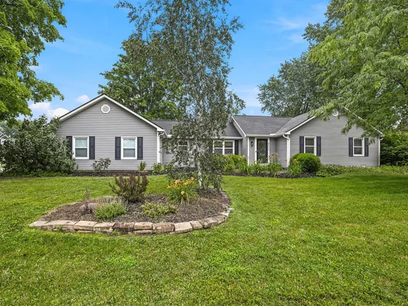 200 Wintergreen Dr, Noblesville, IN 46062