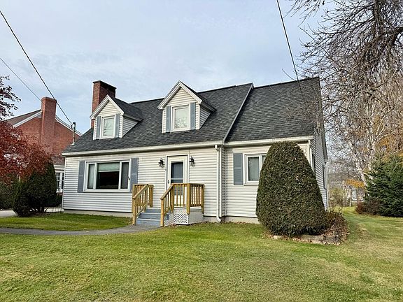 2nd image of 18 Pleasant Street