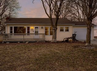 509 Maple St, Henderson, IA 51541