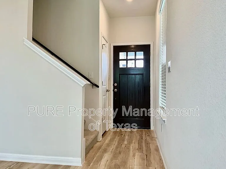 2204 Cornfield Dr #A — Photo 2