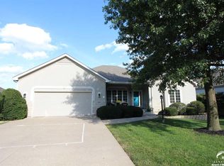 800 Fox Chase Ct, Lawrence, KS 66049
