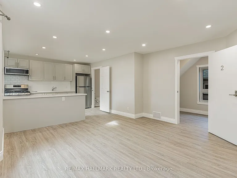 291 Emerald St N #2 — Photo 7