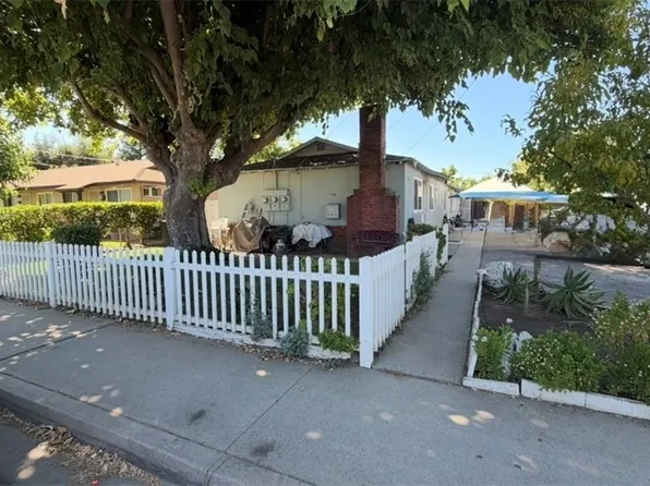570 E E St #A, Oakdale, CA 95361