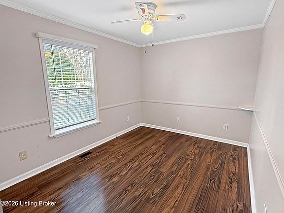 4th image of 9804 Spring Pointe Ct