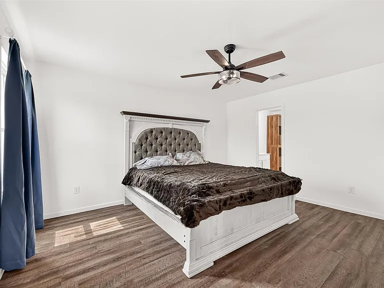 18634 Scopello Dr — Photo 21