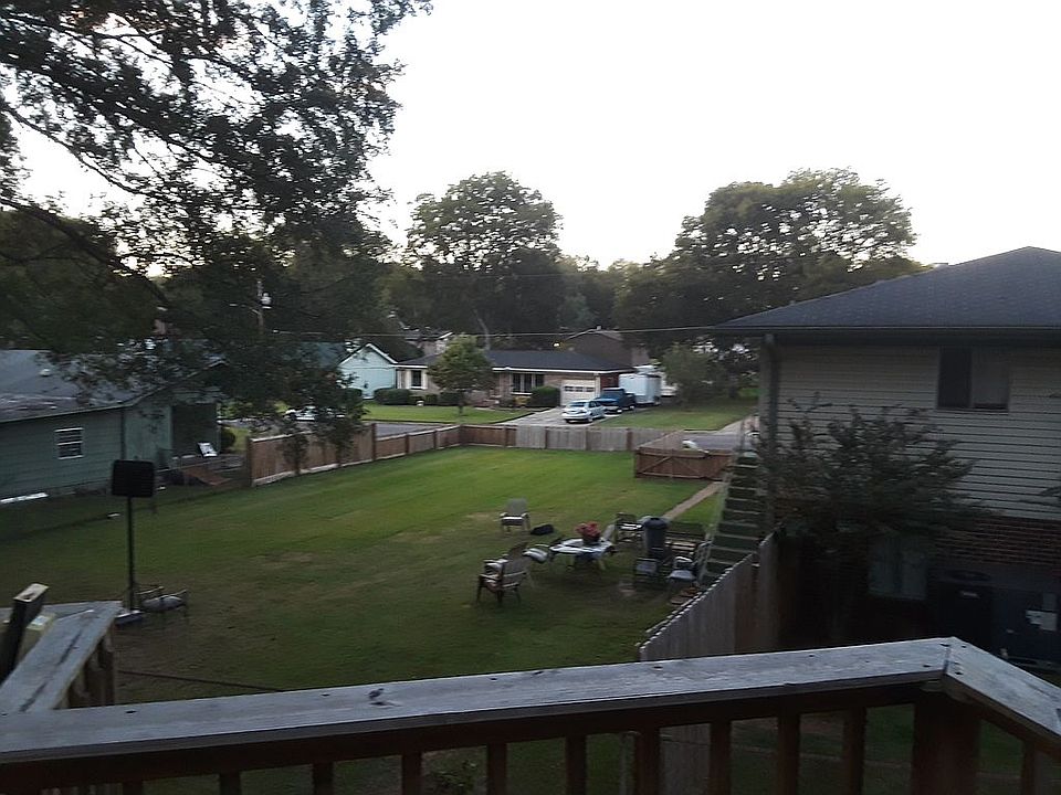 2nd image of 916 61st St