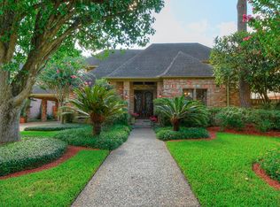 407 Sandy Blf, Houston, TX 77079