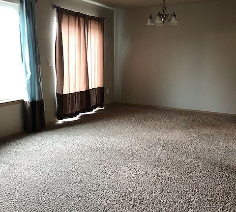 3rd image of 17714 1st Avenue Ct E