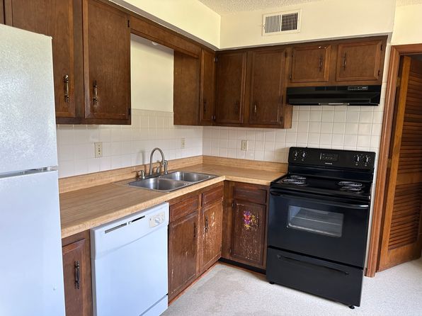 808 Cowell St APT B