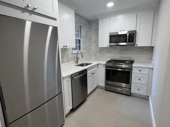 35 Park St, Brookline, MA