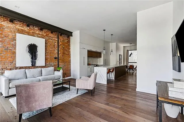 618 N Rampart St #201 — Photo 6