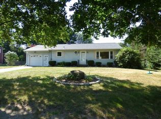 10 Lee St, Lancaster, MA 01523