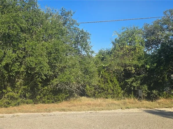 1327 Hedgestone, Canyon Lake, TX 78133