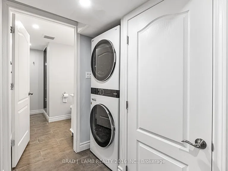 3 Hearson St #BASEMENT — Photo 12