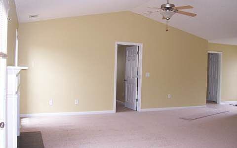 3rd image of 851 Ivy Hills Cir