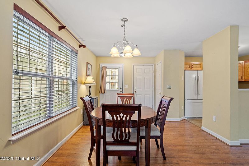 3rd image of 121 Annabelle Place