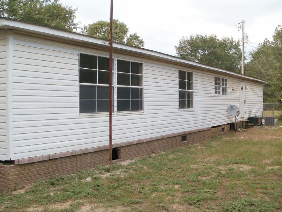 2nd image of 132 Tom Lucas Ln