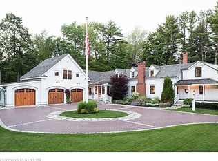 176 Foreside Rd, Falmouth, ME 04105