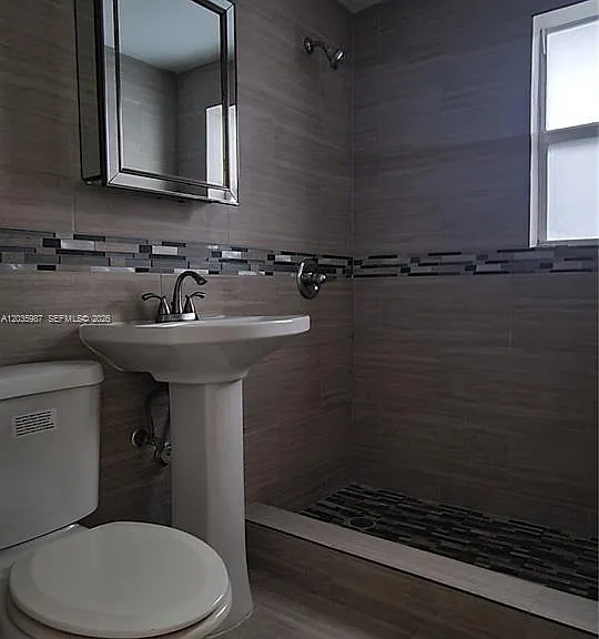 350 SW 15th Rd #3 — Photo 7