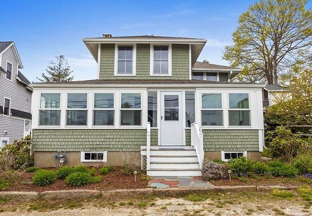 24 Hammond St, Buzzards Bay, MA 02532 Zillow