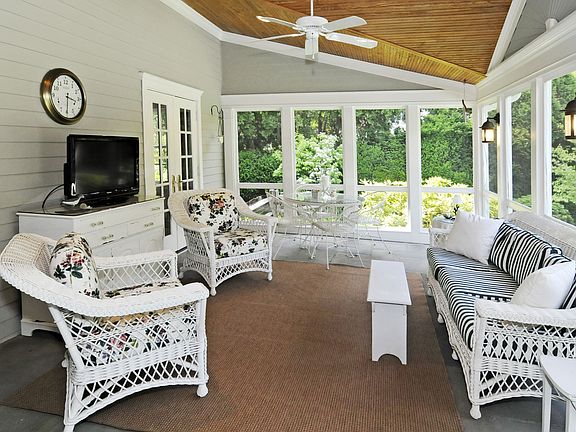 Screen Porch