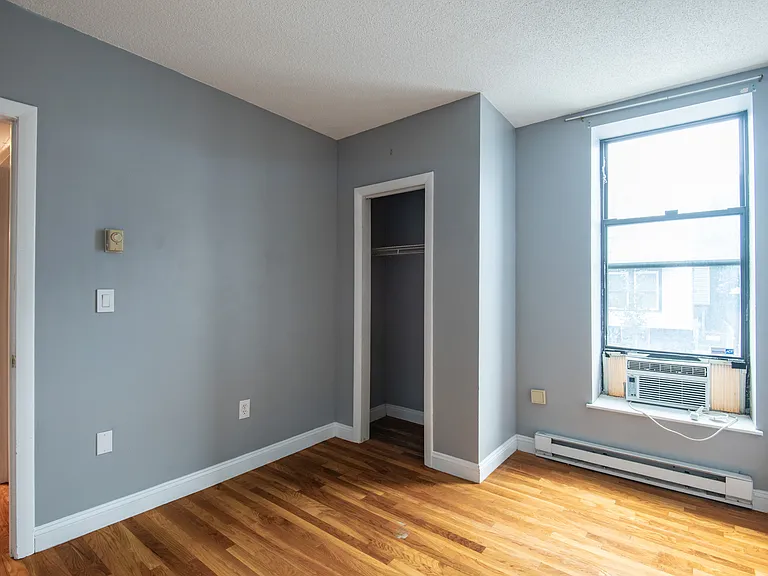 6 Monmouth St #202 — Photo 8